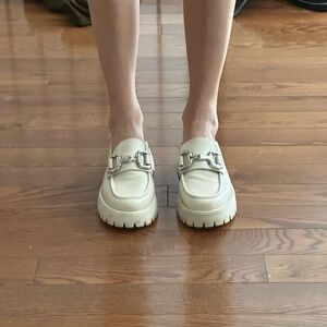Women's Cream Loafers